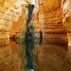 Grotta - deserto del Neguev