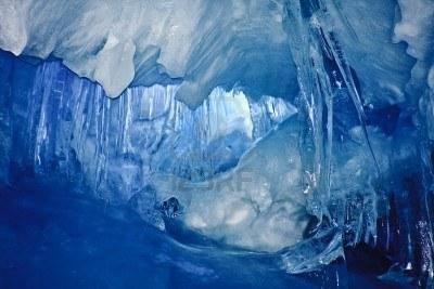 Grotte de glace bleue
