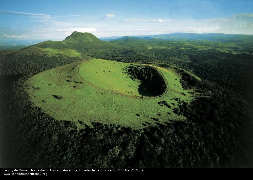 Le puy de Côme, chaîne des volcans d’Auvergne, Puy-de-Dôme - France