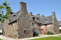 Manoir des Beauvais (XIVe-XVe siècle), Dol-de-Bretagne